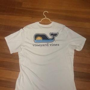 Vineyard Vines T-shirt